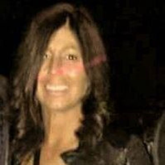 Meet your Posher, Kristine - Picture 1 of 1